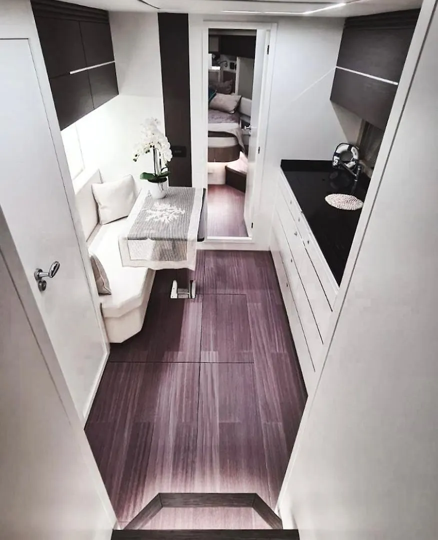 Luxury Private Yacht Hotel Amalfi 0*,  Itália